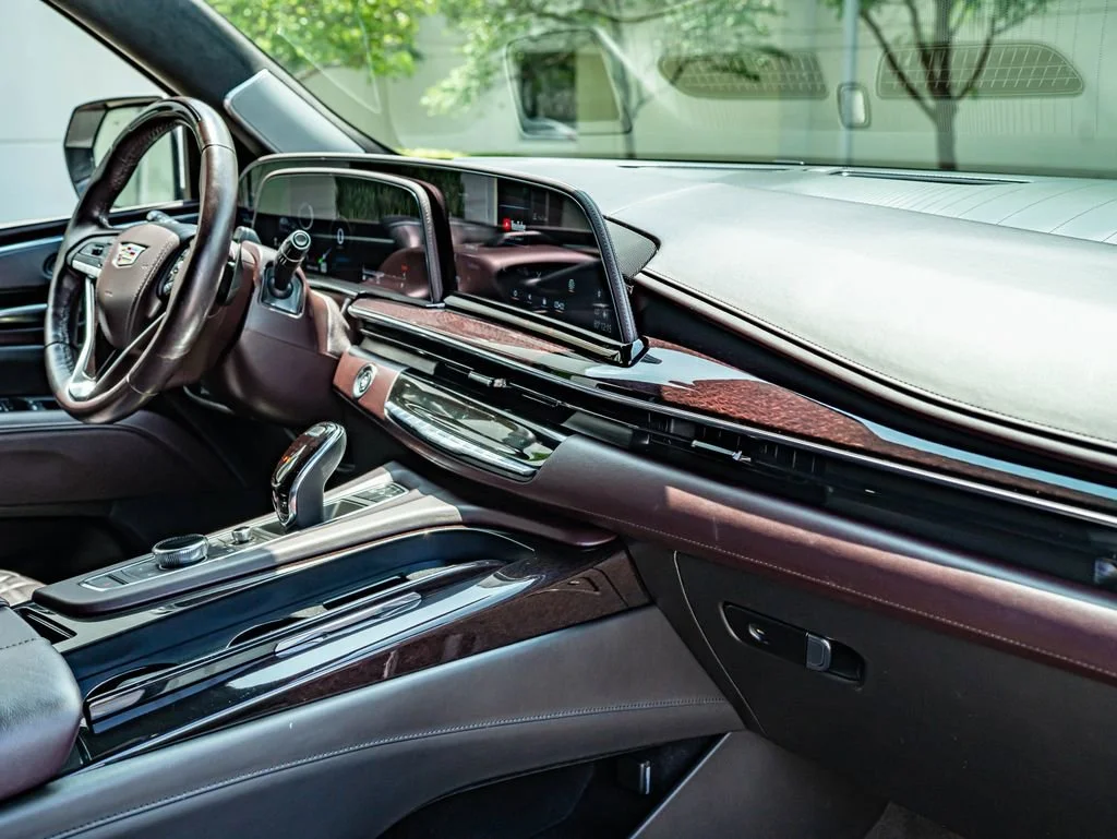Used 2023 Crystal White Tricoat Cadillac Premium Luxury Platinum image 41