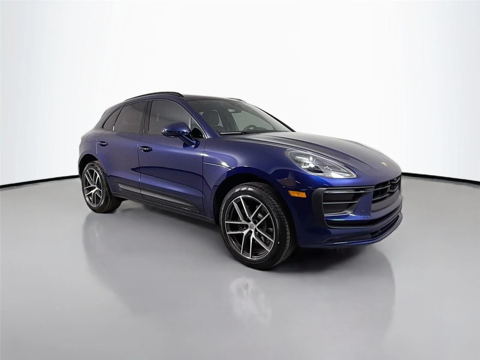 Certified Used 2026 Gentian Blue Metallic Porsche T image 9