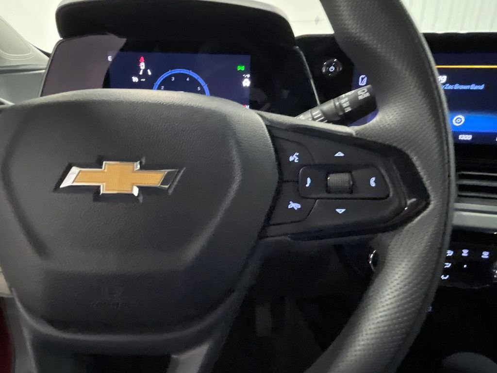 Used 2025 Red Chevrolet LT image 33