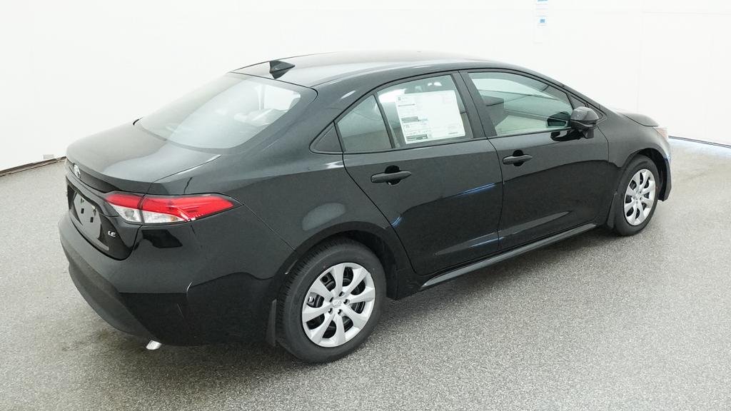 New 2026 Midnight Black Metallic Toyota LE image 18