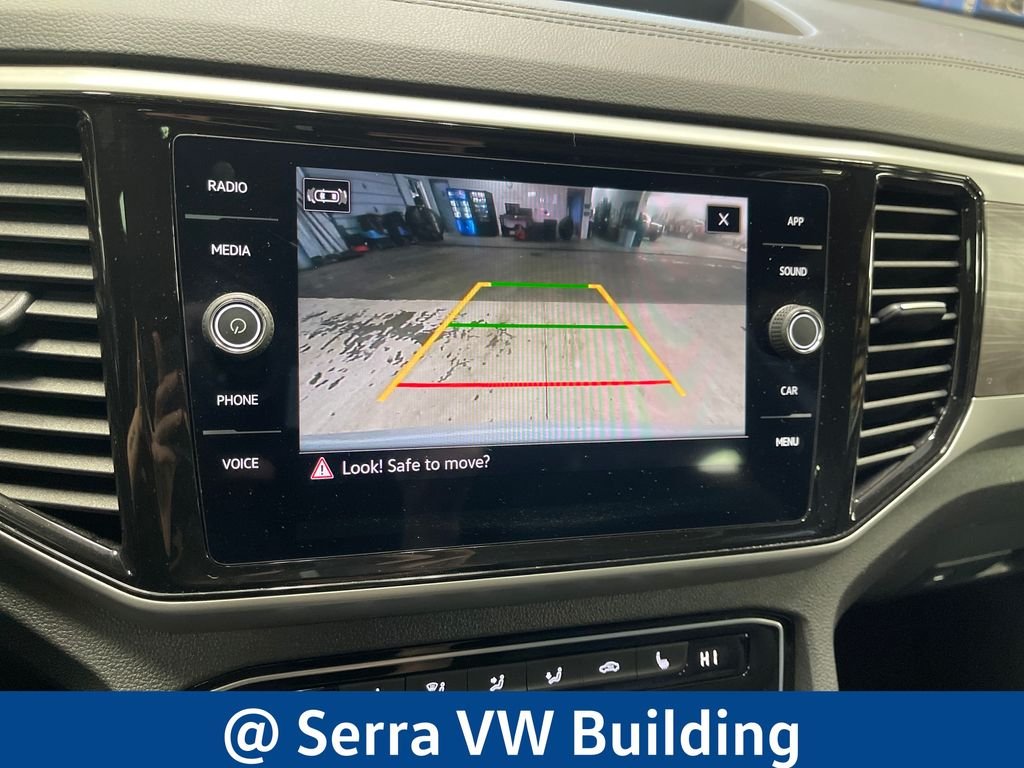 Used 2023 Pure White Volkswagen 3.6L V6 SE w/Technology image 26