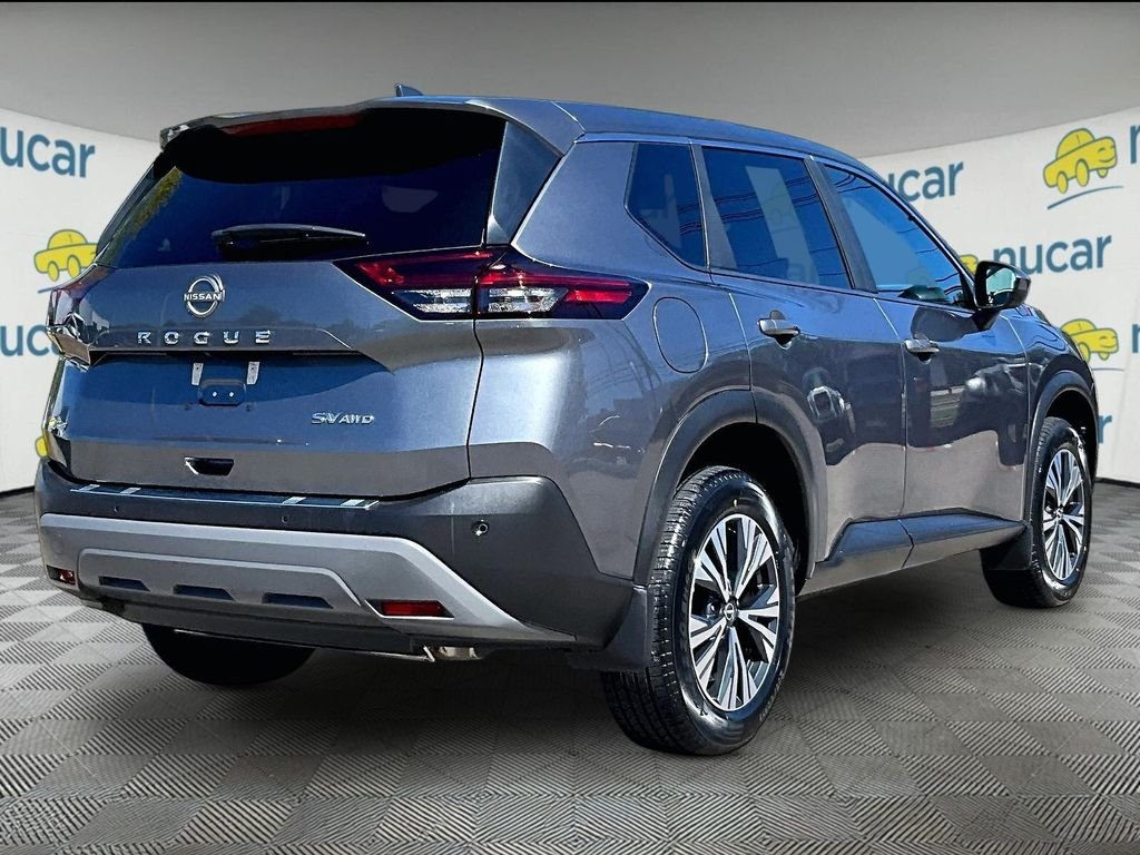 Used 2023 Gray Nissan SV image 6