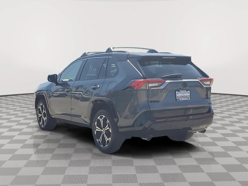 Used 2025 Midnight Black Metallic Toyota XSE image 3