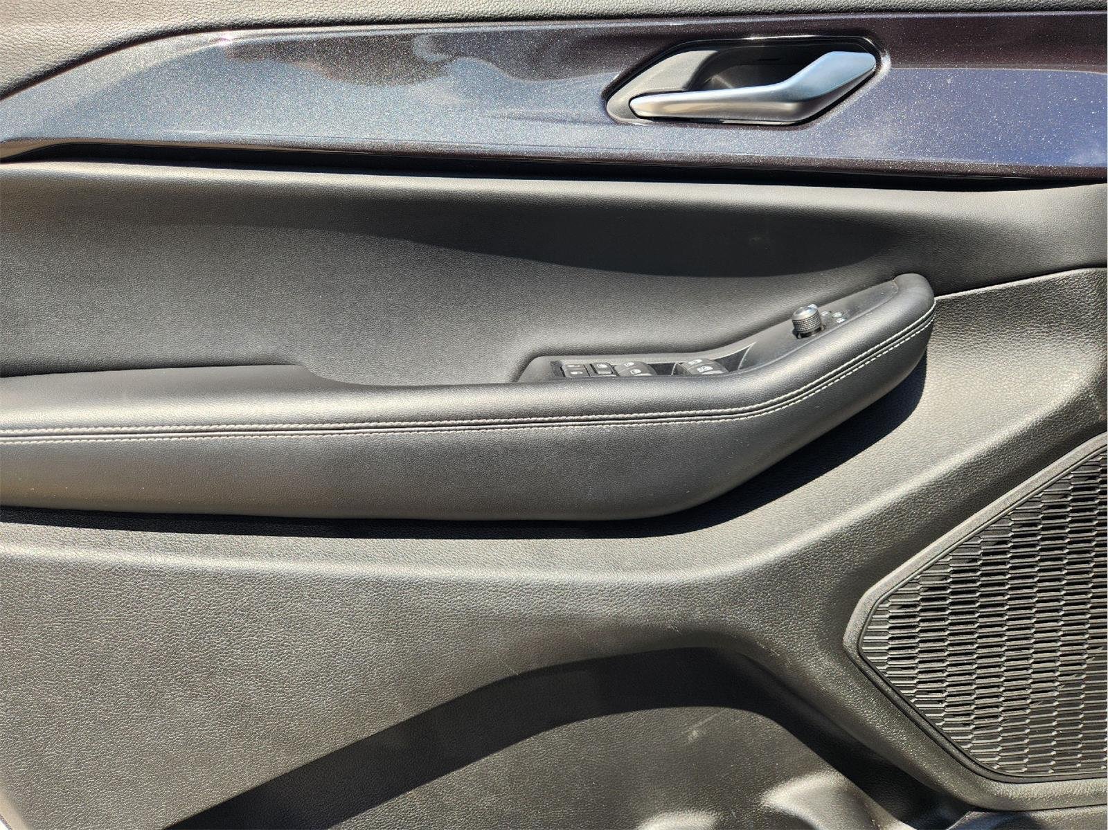 2023 Jeep Grand Cherokee L photo 23 of 34