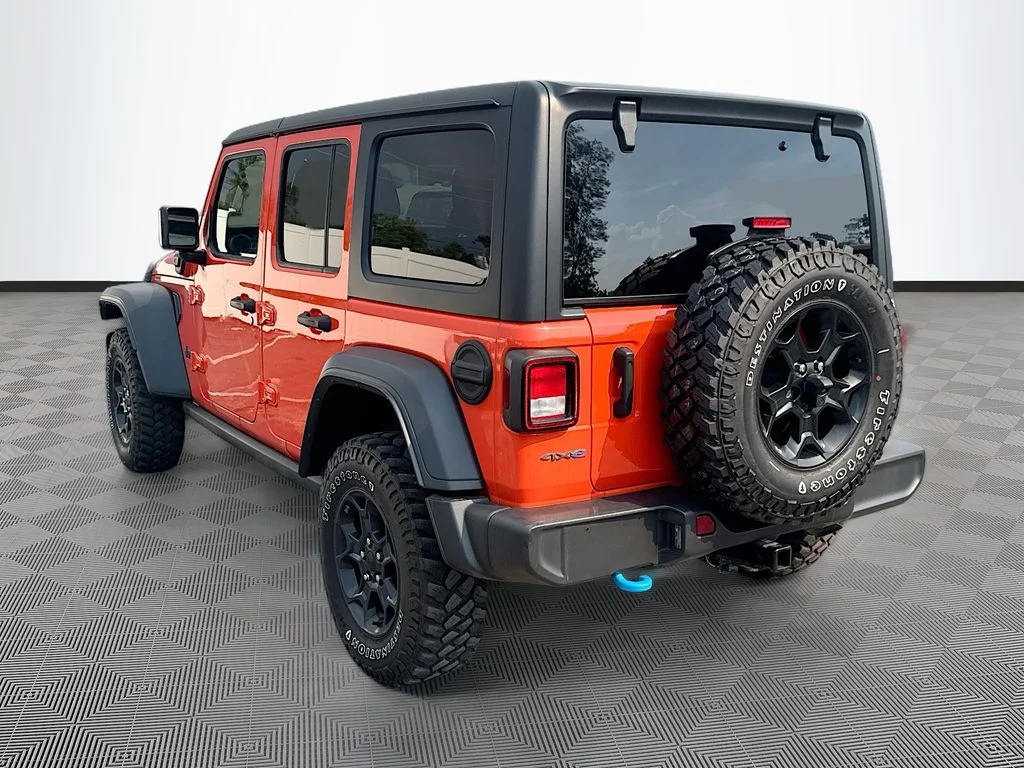Used 2023  Jeep Willys 4xe image 8
