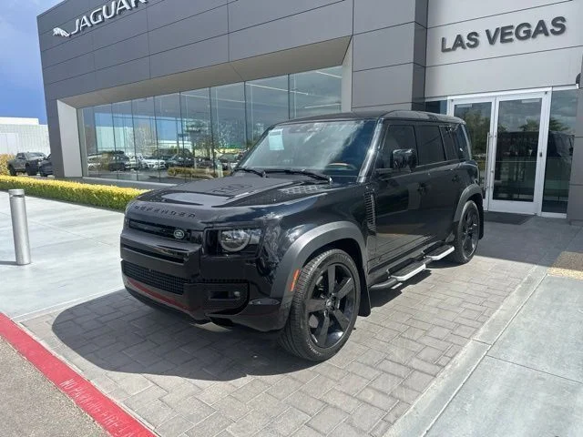 Used 2023 Black Land Rover V8 image 1