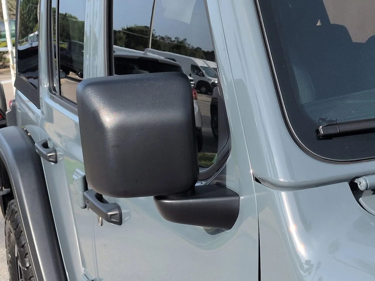 Used 2024 Anvil Clear Coat Jeep Rubicon image 11