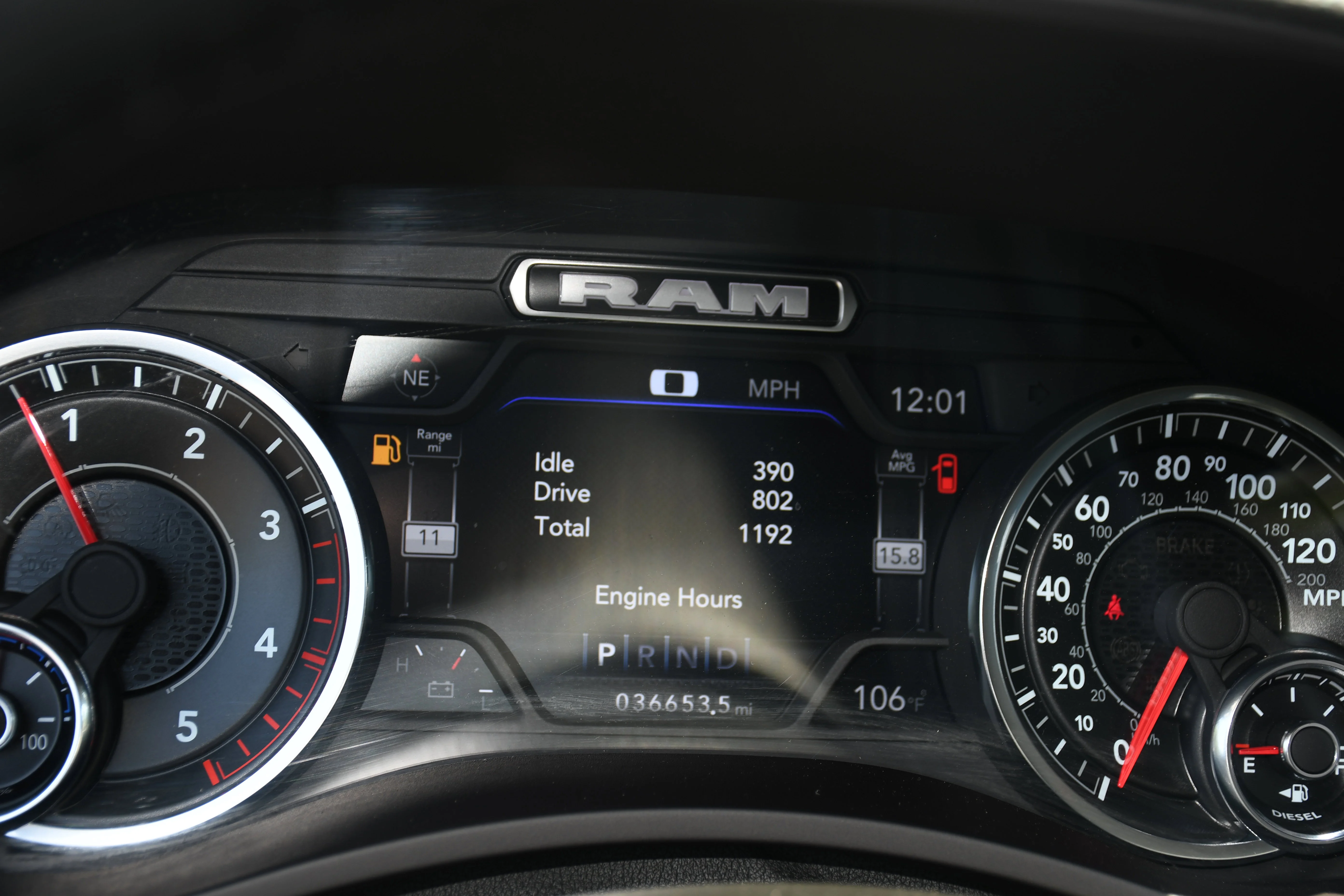 2024 RAM Ram 3500 Pickup Laramie - Photo 14