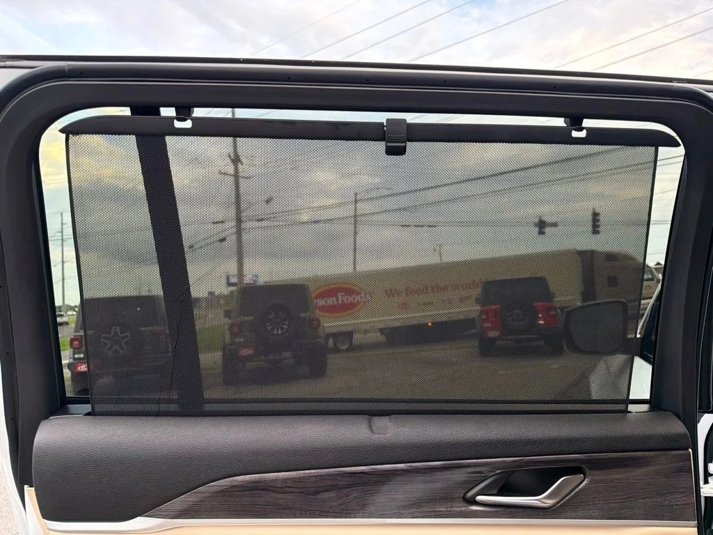 Used 2024 White Jeep Limited image 17