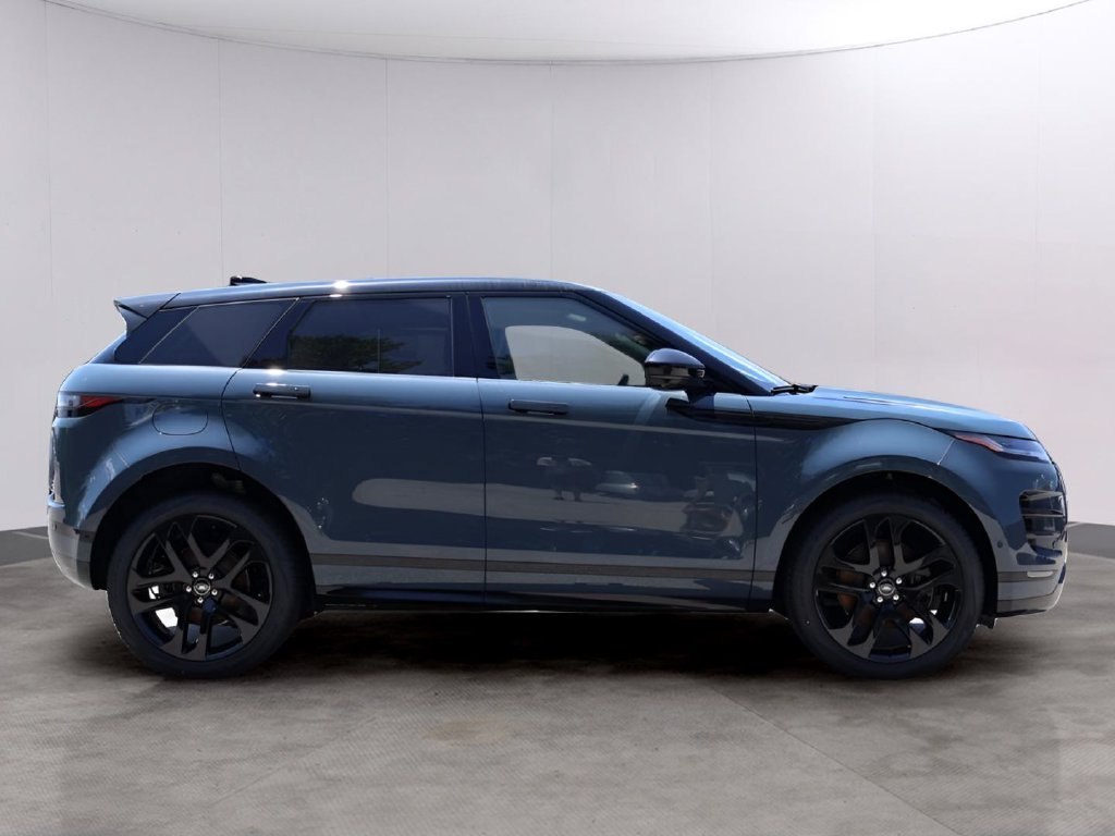Used 2026 Tribeca Blue Metallic Land Rover Dynamic image 4