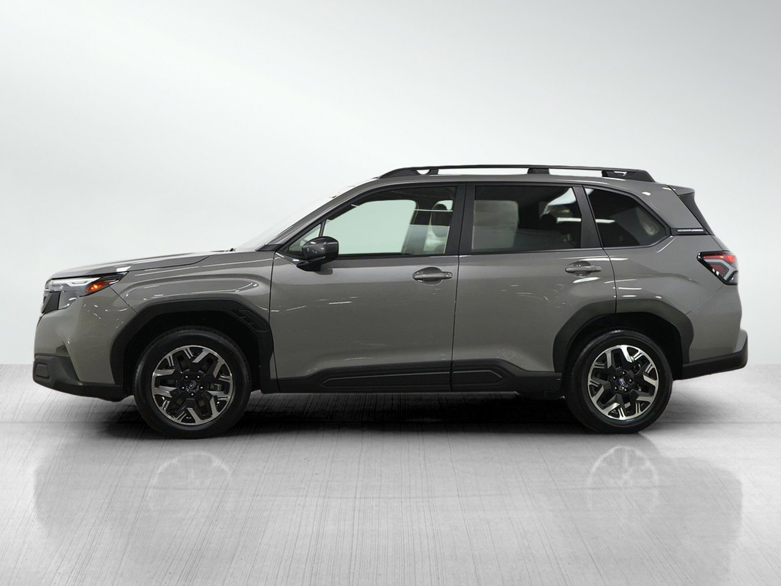 Used 2025 Subaru Forester Premium with VIN JF2SLDDC5SH477623 for sale in Burnsville, Minnesota