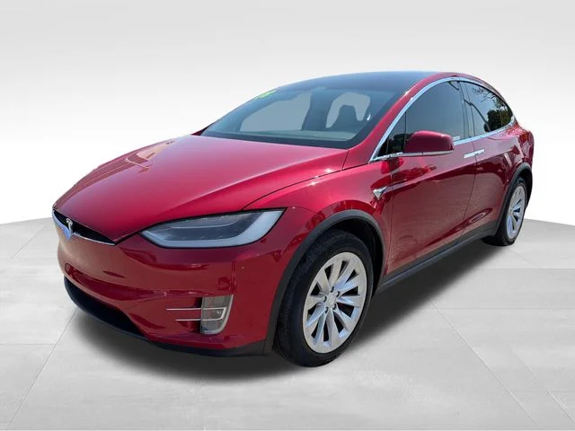 Used 2018  Tesla P100D image 3