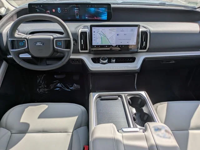 New 2026 Glacier Gray Metallic Tri-Coat Ford Active image 15