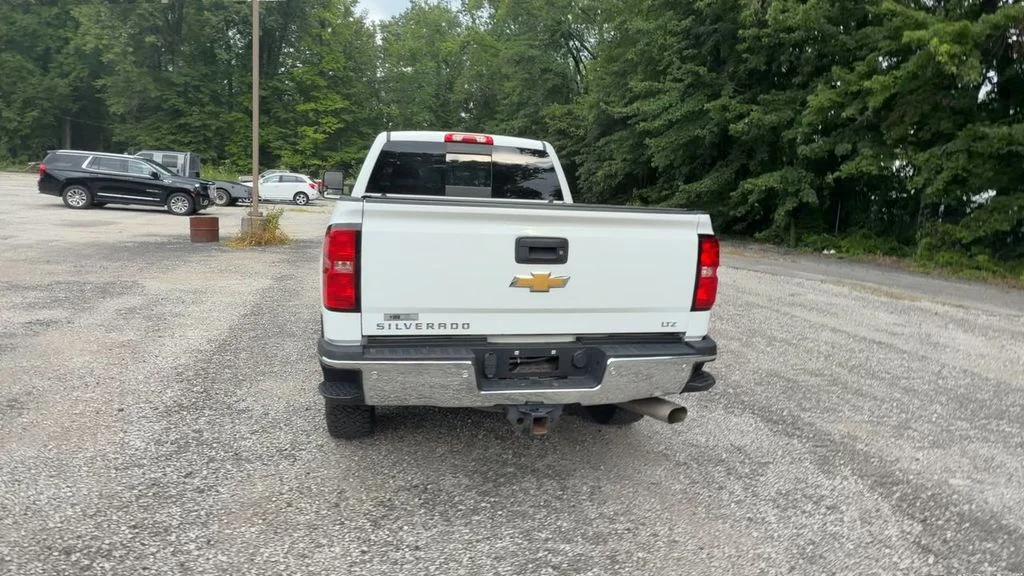 Used 2018 White Chevrolet LTZ image 7