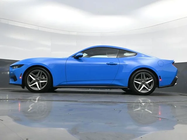 Used 2025 Blue Ford EcoBoost Premium image 38