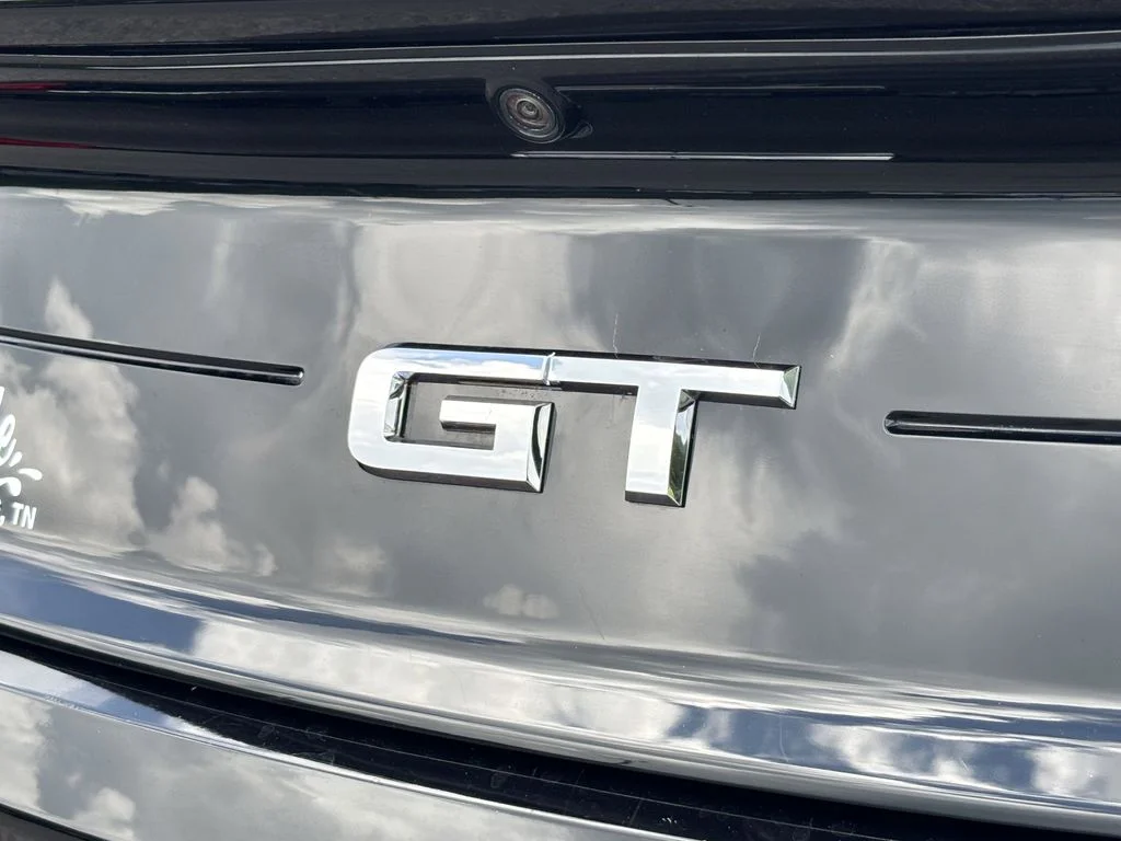 Used 2019 Black Ford GT Premium image 13