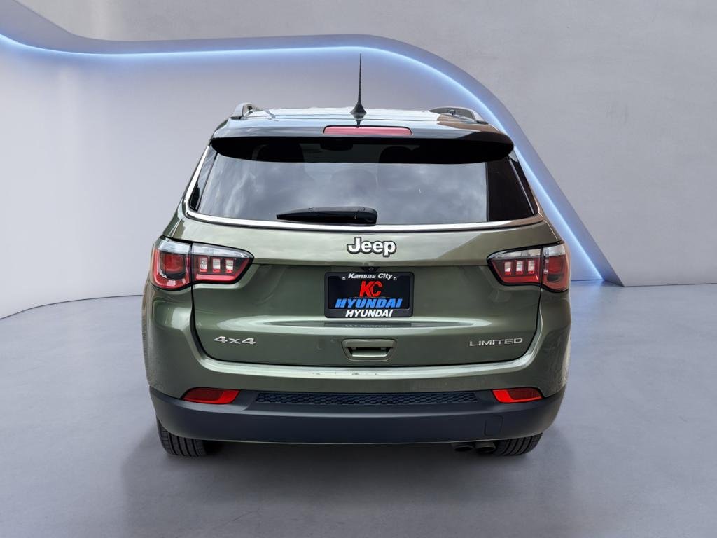Used 2020 Olive Green Pearlcoat Jeep Limited image 4
