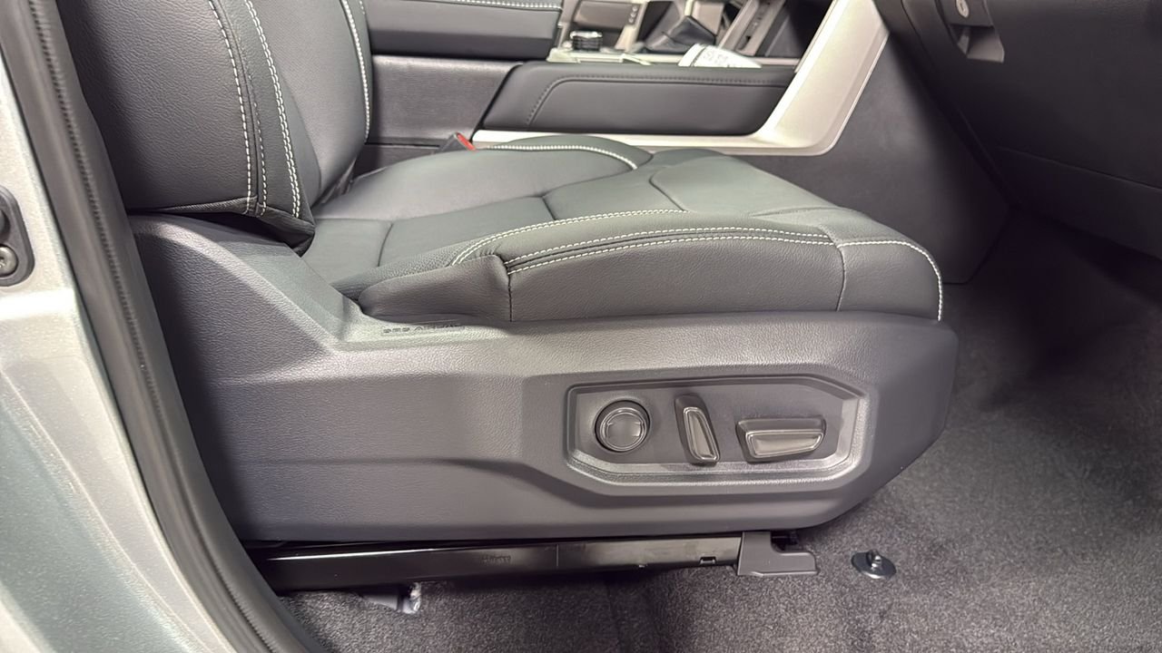 2026 Toyota Tundra Limited - Photo 20