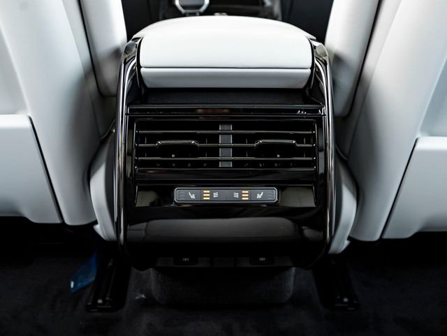 New 2026 Santorini Black LAND ROVER SE image 26