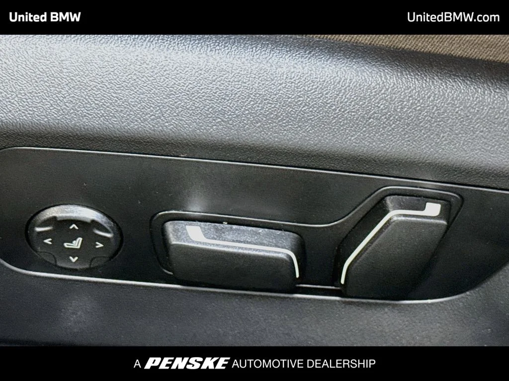 Certified Used 2026 Black Sapphire Metallic BMW 540i xDrive image 11