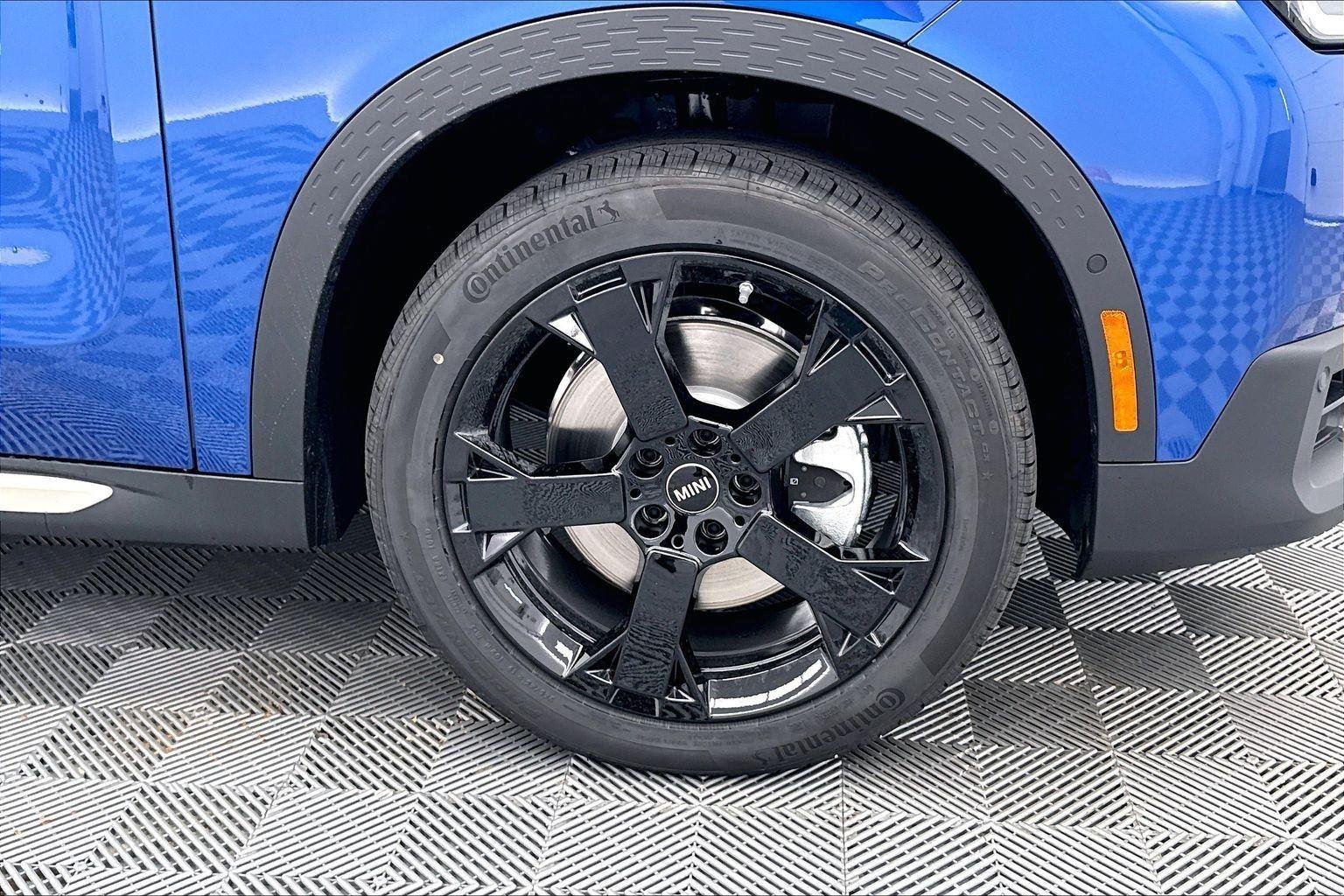 New 2027 Blazing Blue Metallic MINI S image 27