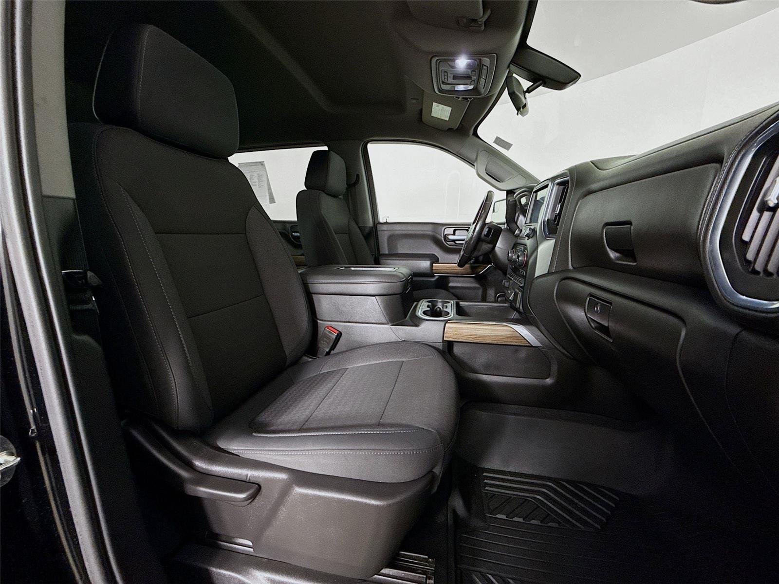 Used 2020 BLACK Chevrolet LT Trail Boss image 29
