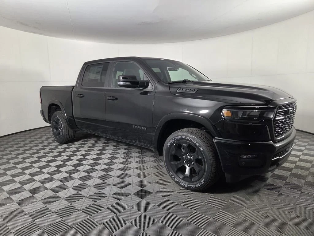 New 2026 Diamond Black Crystal Pearl-Coat Exterior Paint RAM Big Horn image 2