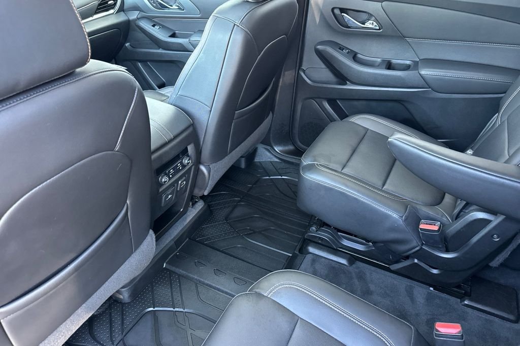 Used 2020 Satin Steel Metallic Chevrolet Premier image 15