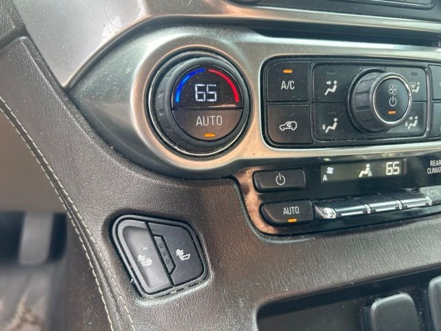 Used 2015 Black Chevrolet LT image 11