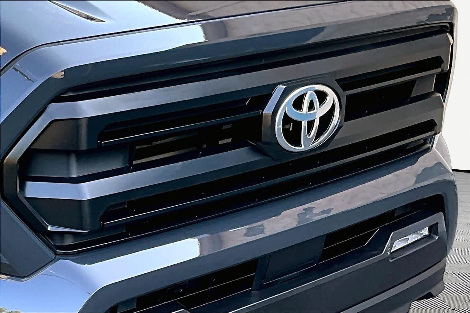 Used 2026 Underground Toyota SR5 image 29
