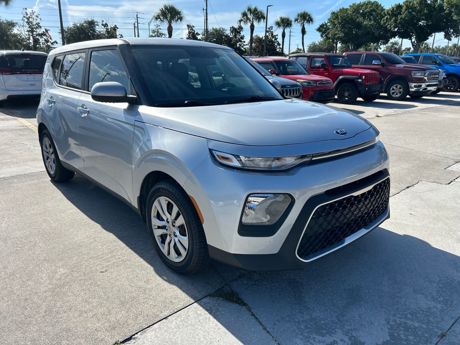 Used 2020 Silver Kia LX image 7