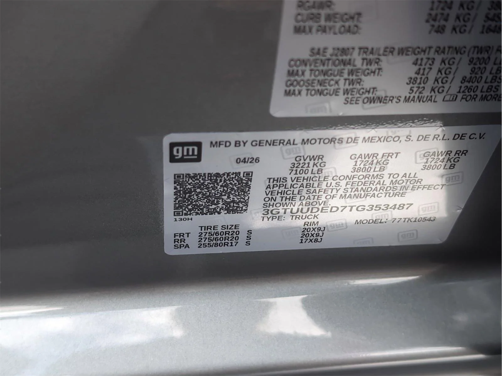 New 2026 Sterling Metallic GMC SLT image 33