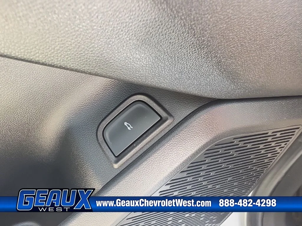 Used 2026 White Chevrolet LT image 30