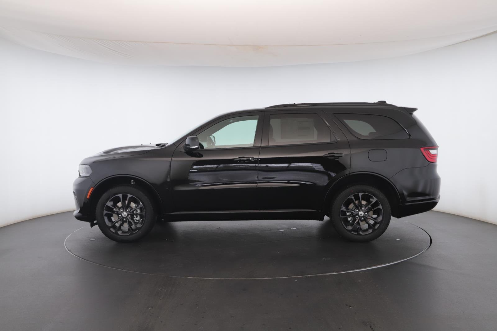 New 2026 Diamond Black Clear-Coat Exterior Paint Dodge GT Plus AWD image 20
