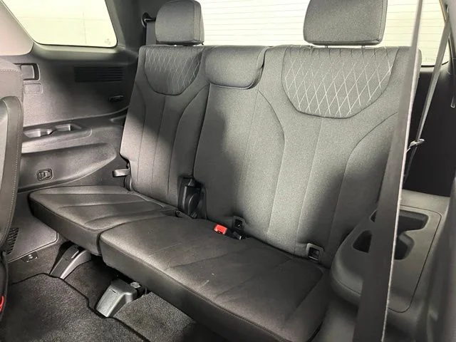 Used 2022 Gray Hyundai SEL image 40