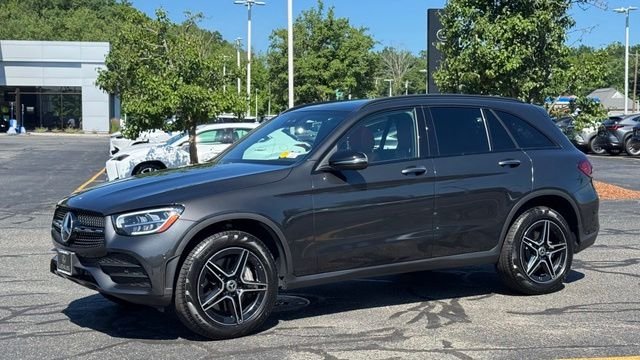 Used 2022 Gray Mercedes-Benz GLC 300 image 2