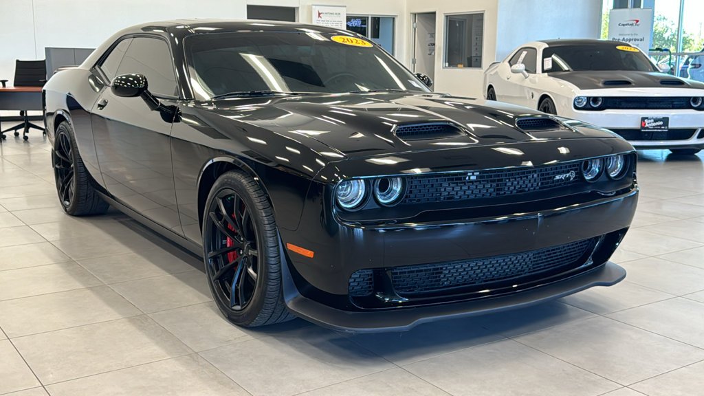 Used 2023 Black Dodge SRT Hellcat Jailbreak image 33