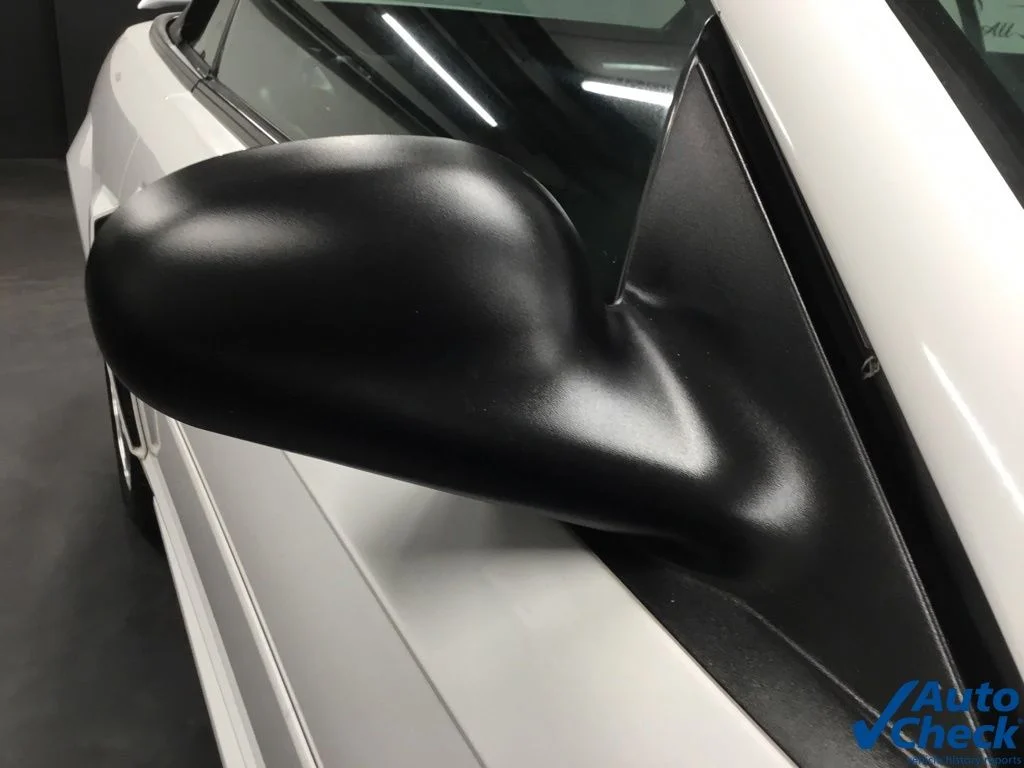Used 2003 White Ford GT image 27