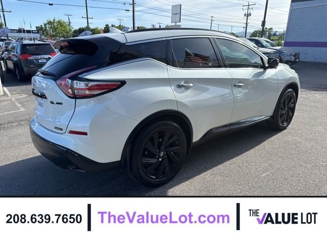 Used 2018 White Nissan SL image 4