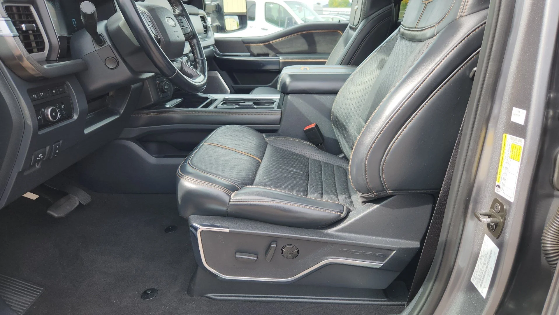 Certified Used 2024 Gray Metallic Ford Platinum image 17