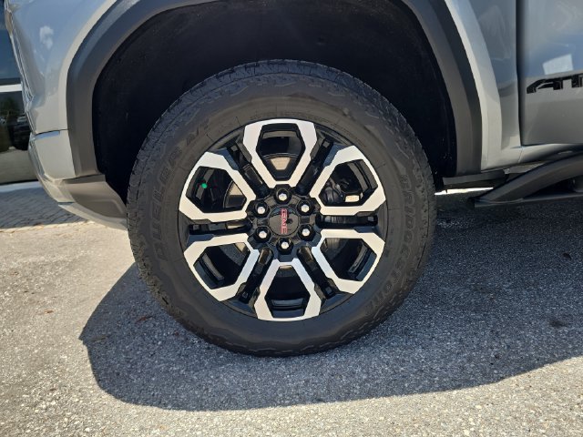 2025 GMC Canyon AT4 - Photo 31