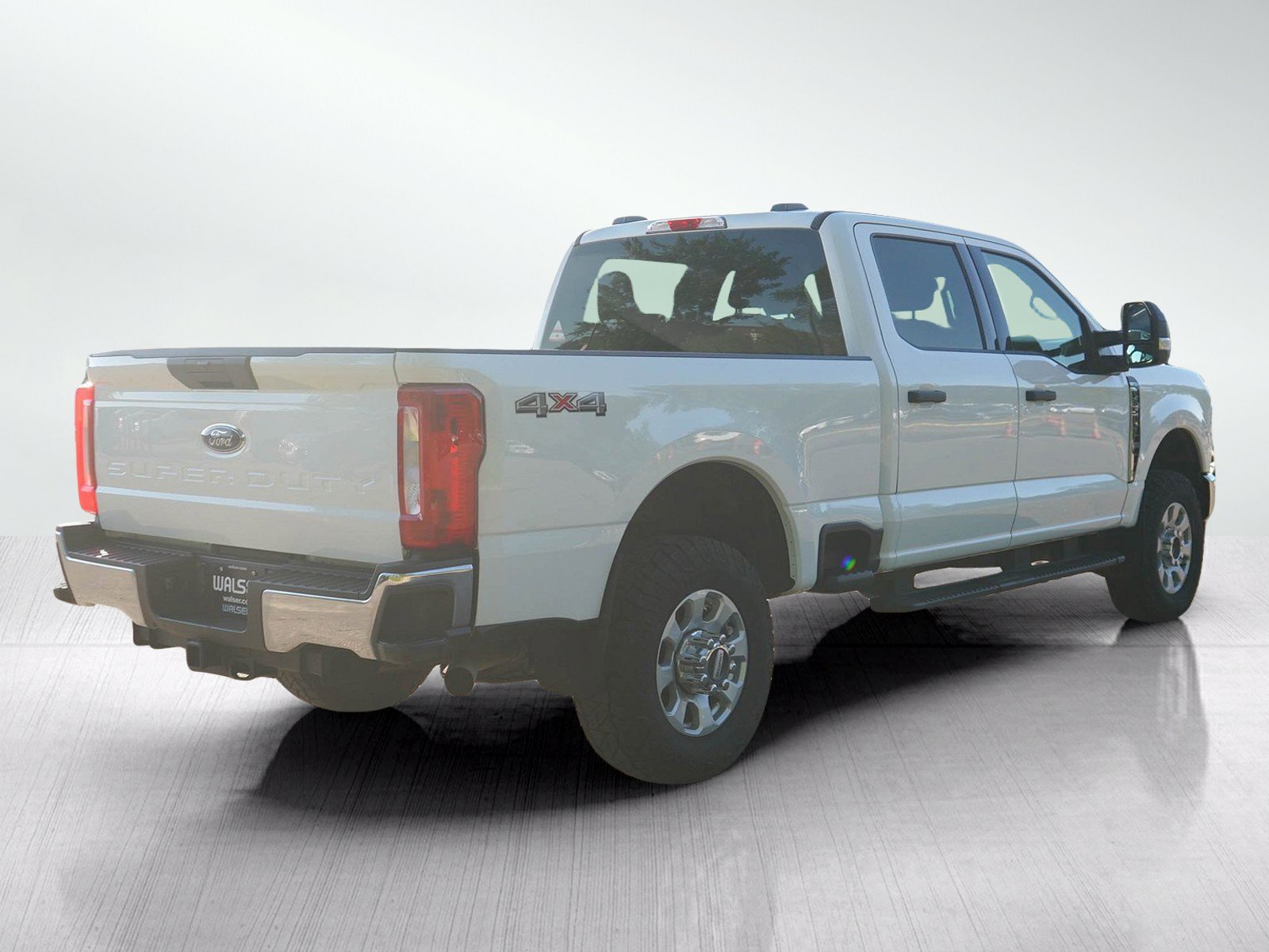 Used 2023 Oxford White Ford Xlt image 5