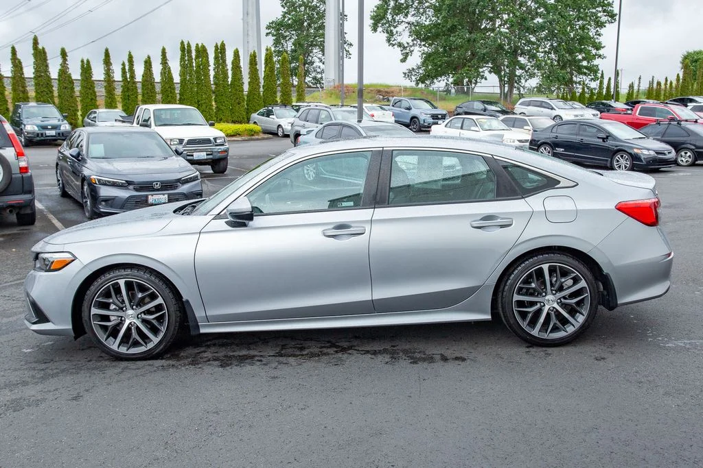 2023 Honda Civic Touring - Photo 8