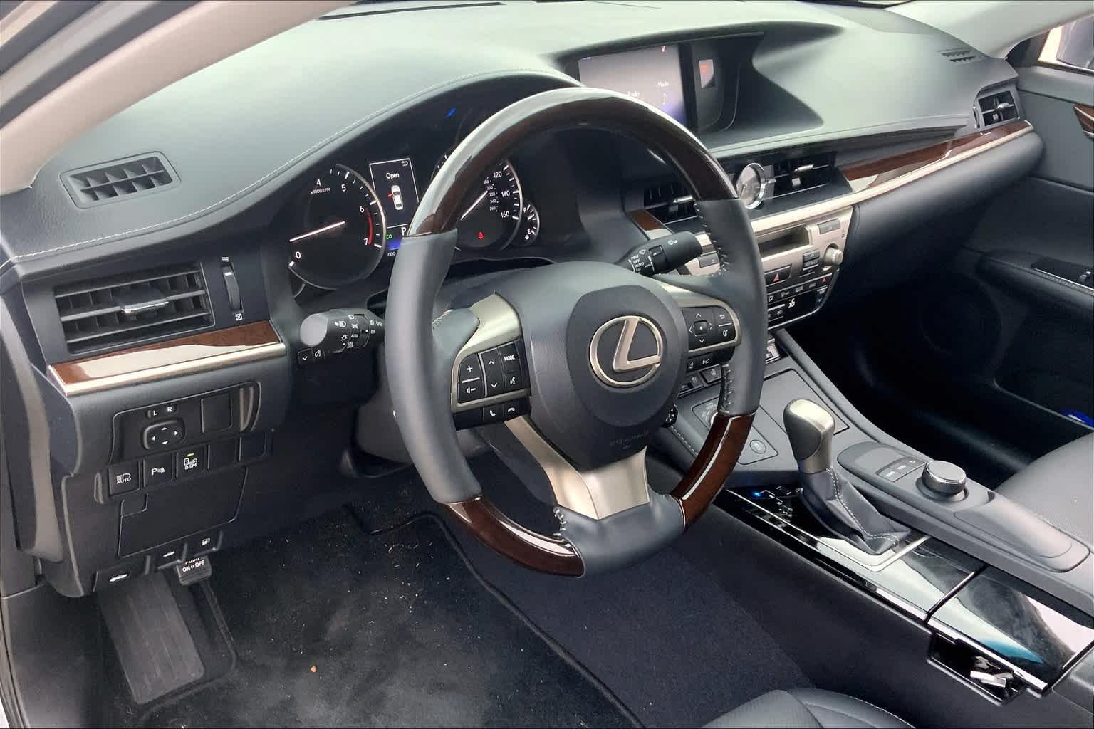 Used 2018 Nebula Gray Pearl Lexus  image 17