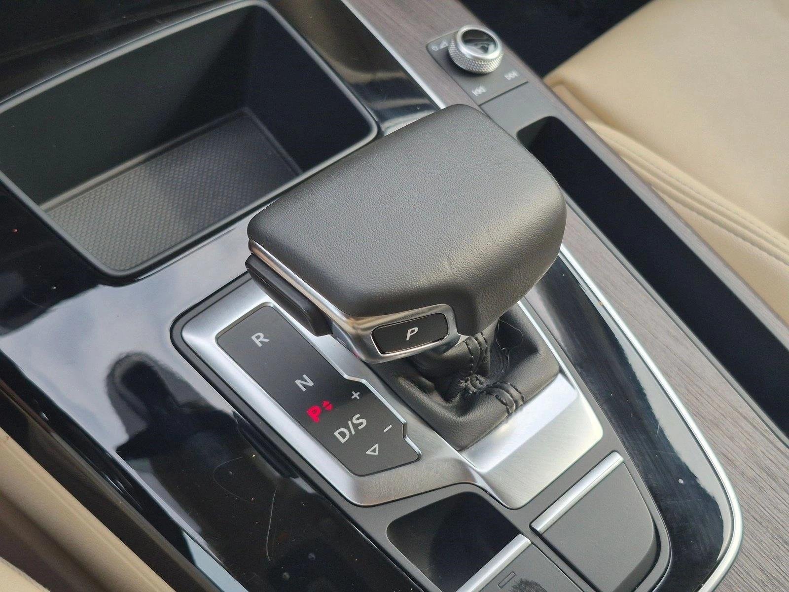 Used 2024 Gray Audi S line Premium image 11