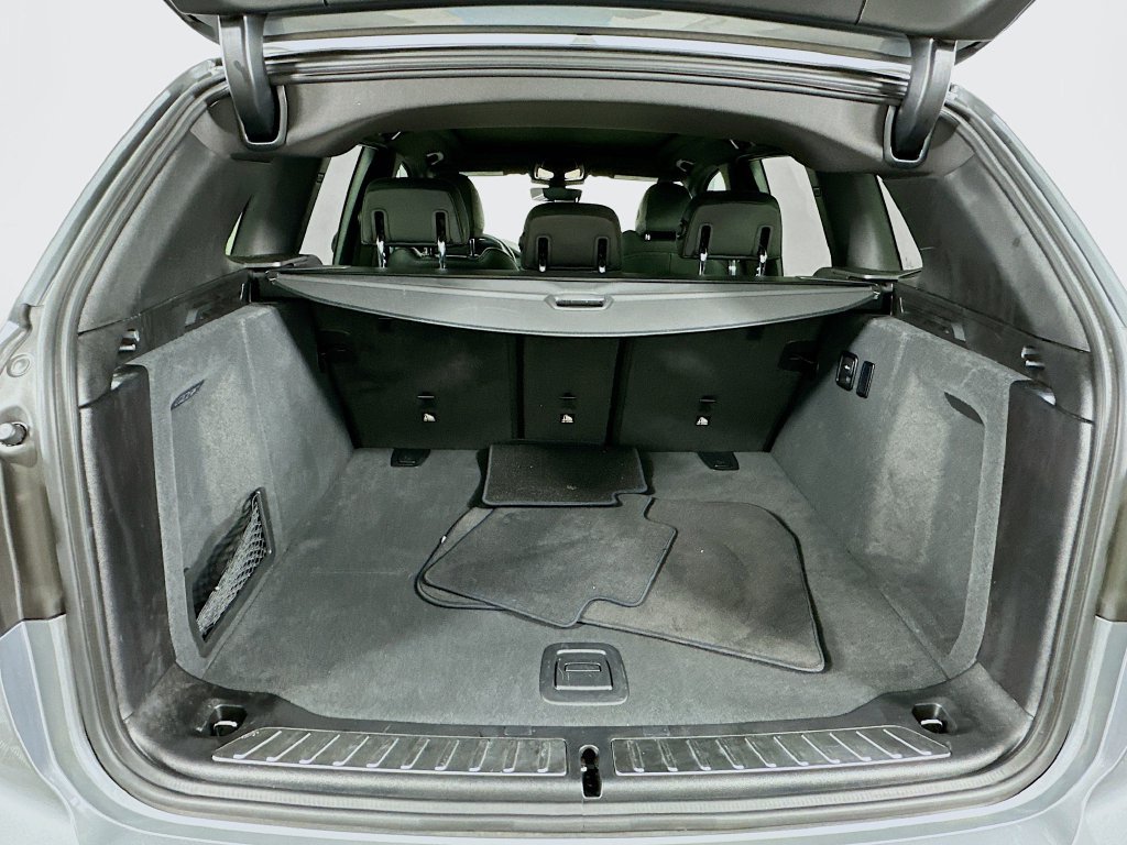 Certified Used 2024 Gray Metallic BMW xDrive30i image 27