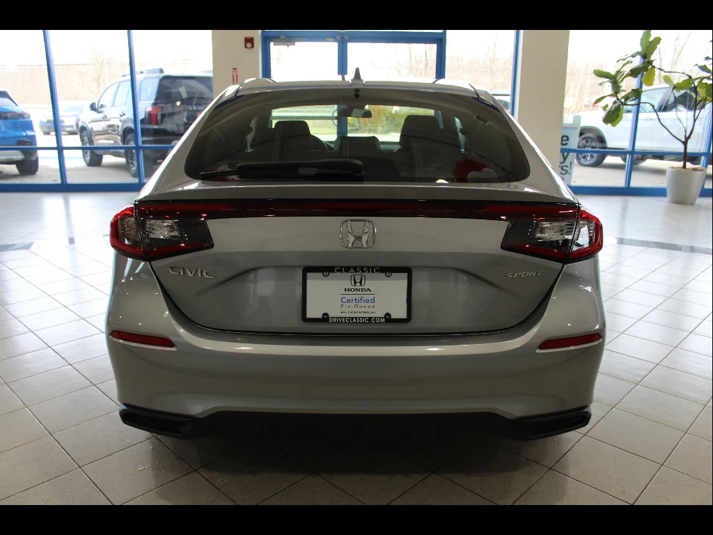 2022 Honda Civic Hatchback Sport - Photo 6