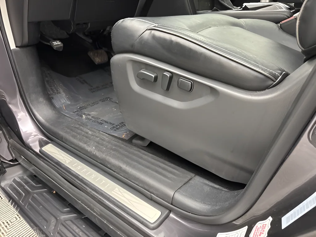 Used 2024 Anthracite Gray INFINITI LUXE image 10