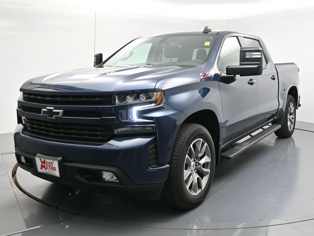 Used 2021 Chevrolet Silverado 1500 RST with VIN 1GCUYEEL1MZ296268 for sale in Monticello, Minnesota