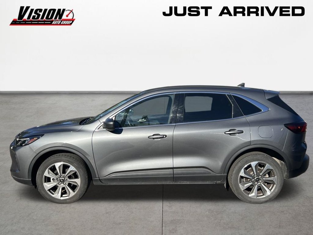 Used 2025 Gray Ford Platinum image 2